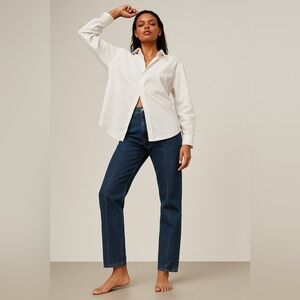 Levi’s Premium Middy Straight Seamed – Size 33x31